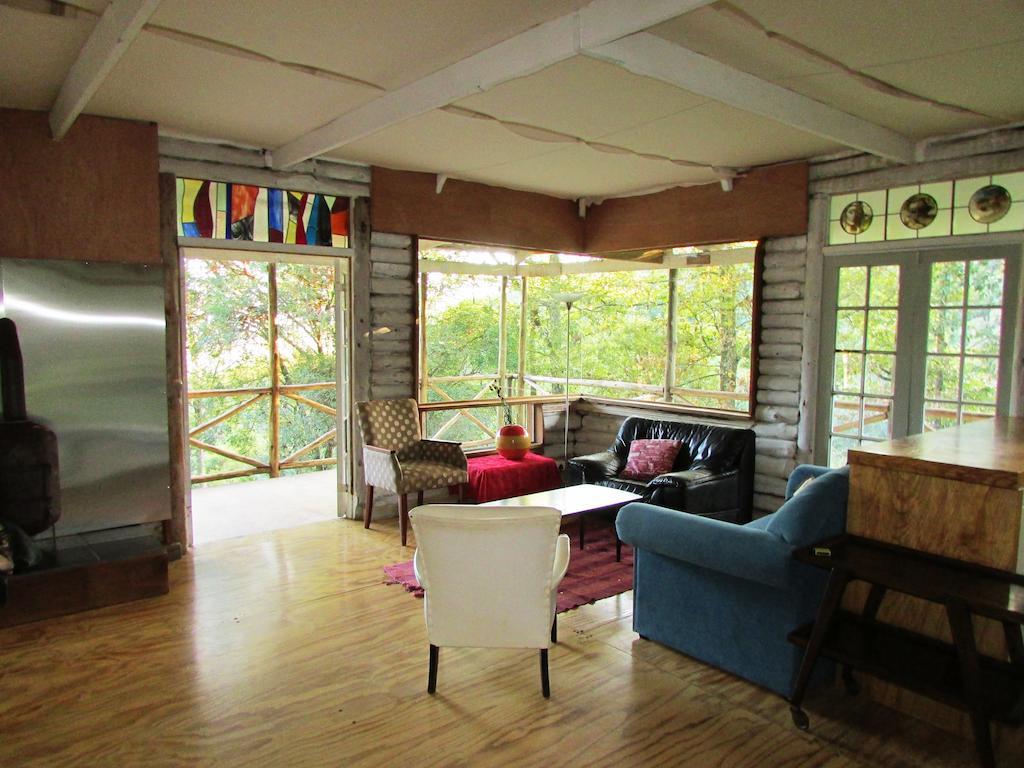 Old Pine Cabin Karkloof Yarrow Buitenkant foto